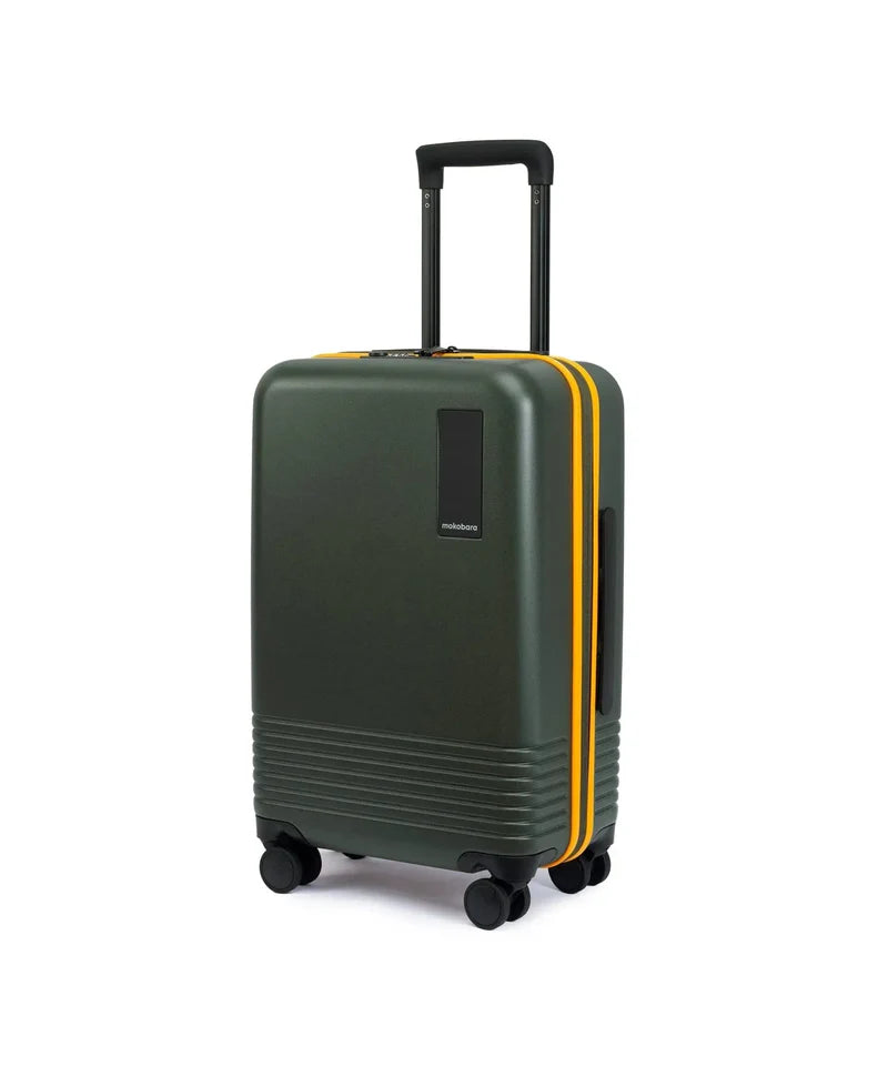 Cabin Size Hard-Shell Suitcase – Lightweight Carry-On with Spinner Wheels