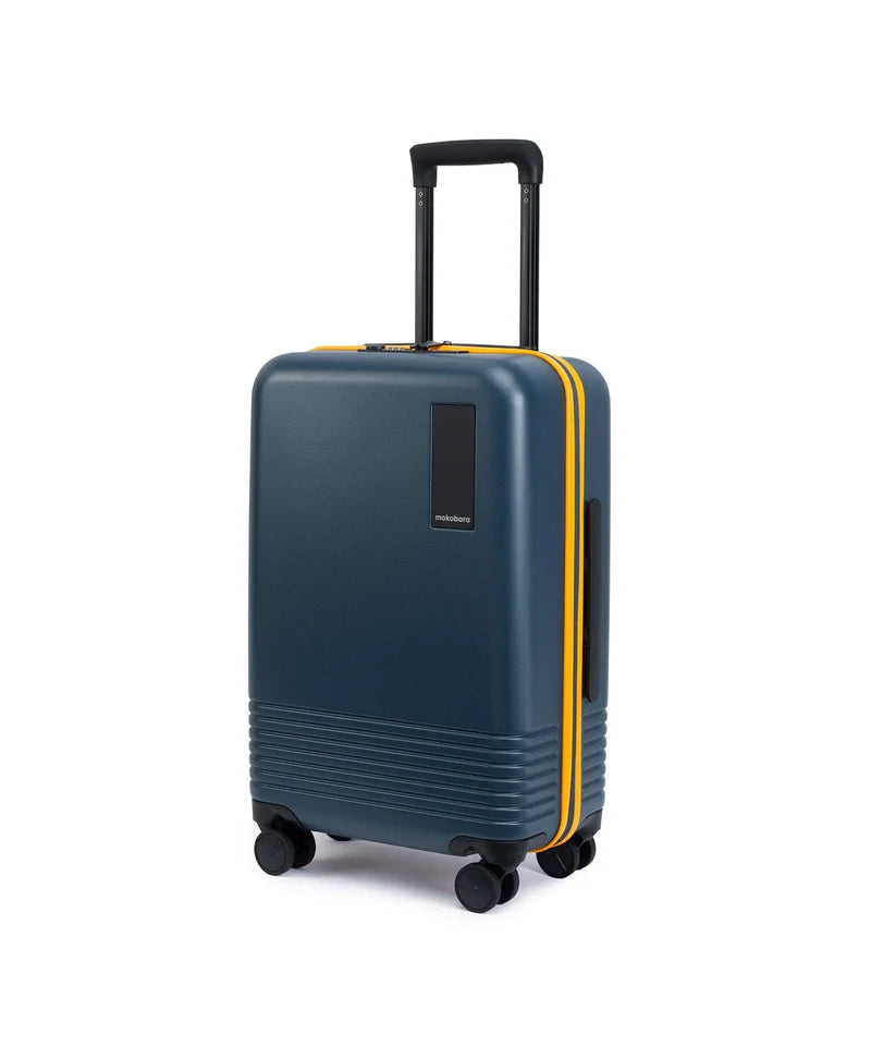Cabin Size Hard-Shell Suitcase – Lightweight Carry-On with Spinner Wheels